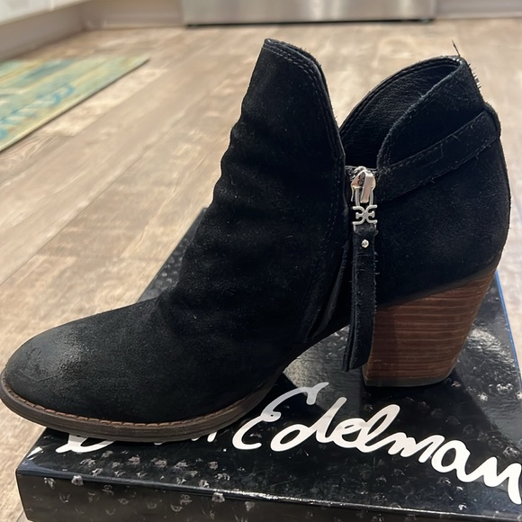 Sam Edelman Marie Black Suede Booties 7.5M - Picture 5 of 7